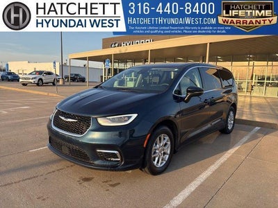 2023 Chrysler Pacifica Touring L 4DR Mini-Van