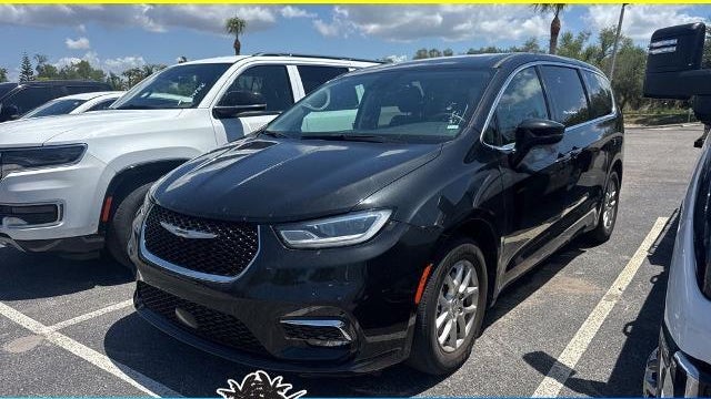 Preowned 2023 Chrysler Pacifica Touring L for Sale