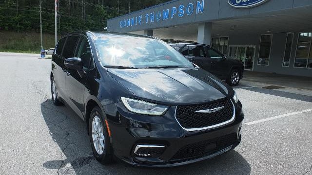Preowned 2023 Chrysler Pacifica Touring L for Sale