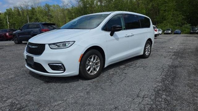 Preowned 2024 Chrysler Pacifica Touring L for Sale