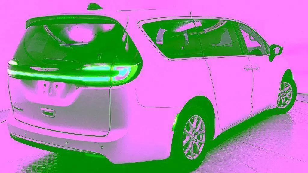 2024 Chrysler Pacifica Touring L