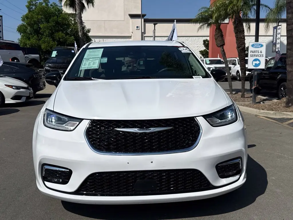 2024 Chrysler Pacifica - $19,998
