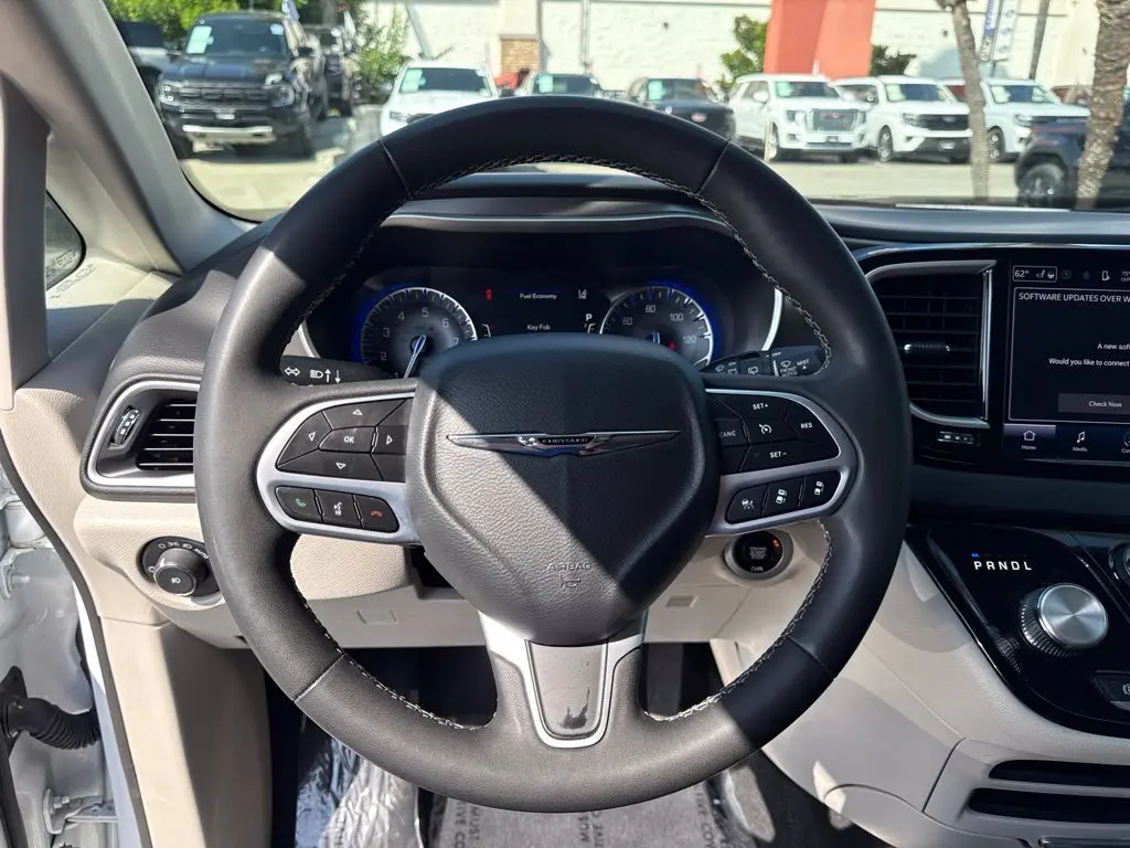 2024 Chrysler Pacifica - $19,998