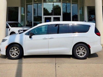 2024 Chrysler Pacifica Touring L 4DR Mini-Van