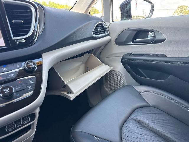 2024 Chrysler Pacifica - $24,900