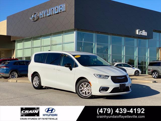 2024 Chrysler Pacifica - $24,434