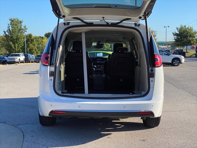 2024 Chrysler Pacifica - $24,434