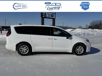2024 Chrysler Pacifica Touring L 4DR Mini-Van