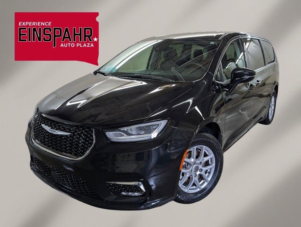 2024 Chrysler Pacifica - $25,379