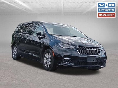 2024 Chrysler Pacifica Touring L 4DR Mini-Van
