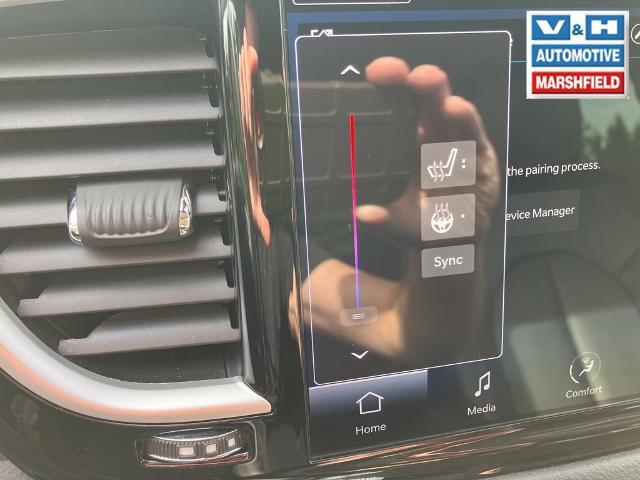 2024 Chrysler Pacifica - $24,300