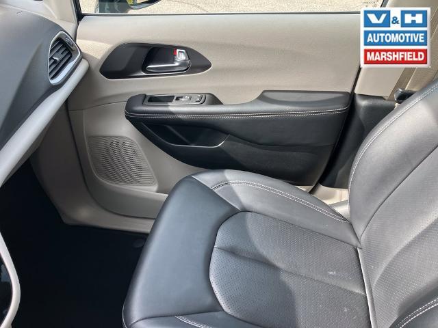 2024 Chrysler Pacifica - $24,300