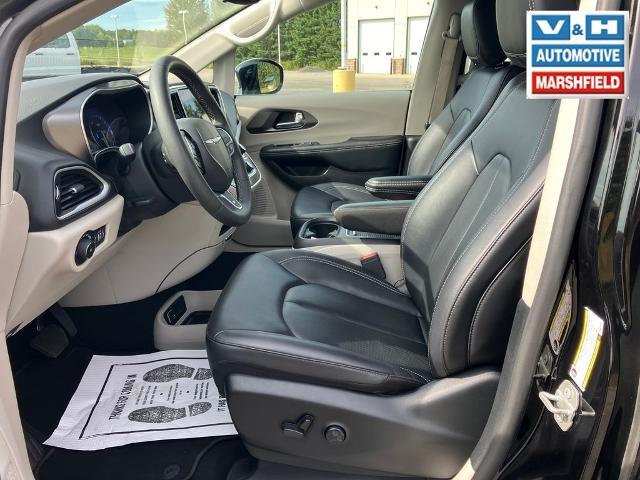 2024 Chrysler Pacifica - $24,300