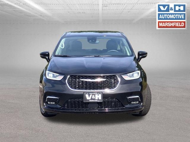 2024 Chrysler Pacifica - $24,300