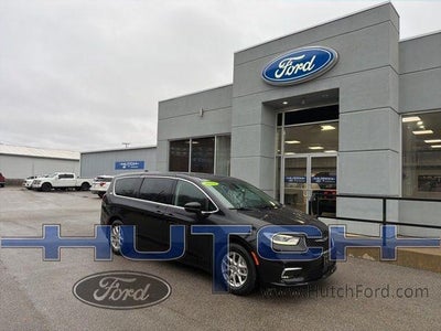 Photo of a 2024 Chrysler Pacifica Touring L 4DR Mini-Van for sale