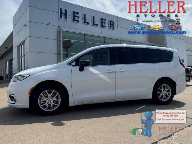 2024 Chrysler Pacifica