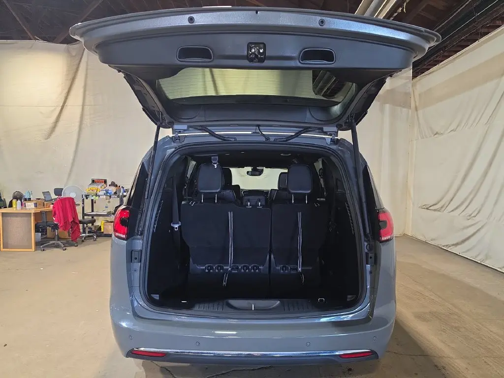 2025 Chrysler Pacifica - $22,582
