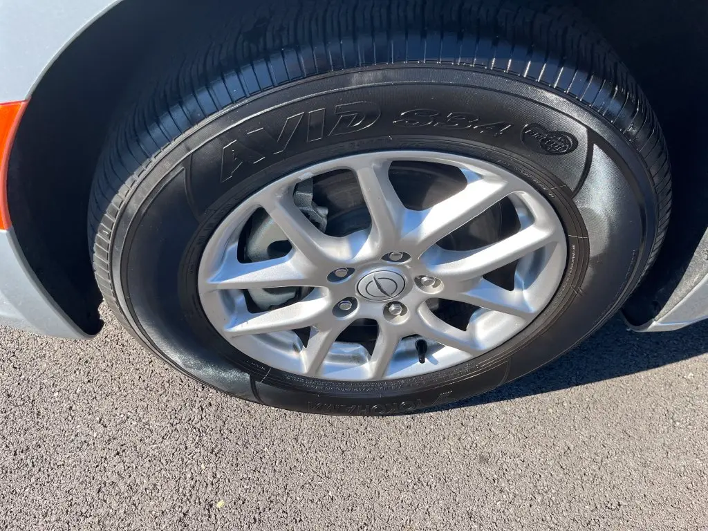 2026 Chrysler Pacifica - $32,400