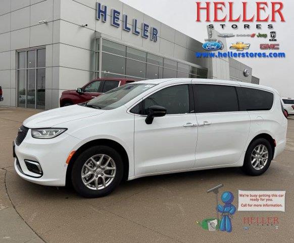 2026 Chrysler Pacifica - $30,962
