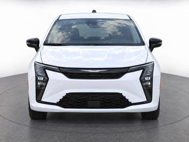 2027 Chrysler Pacifica - $38,000