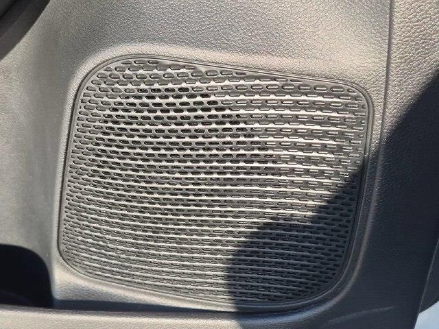 2027 Chrysler Pacifica - $38,000