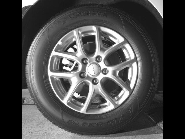 2027 Chrysler Pacifica - $38,000