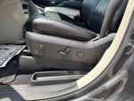2012 Town and Country Thumbnail 19