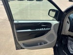 2012 Town and Country Thumbnail 20