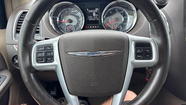 2013 Chrysler Town and Country Touring