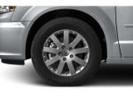 2015 Town and Country Thumbnail 14