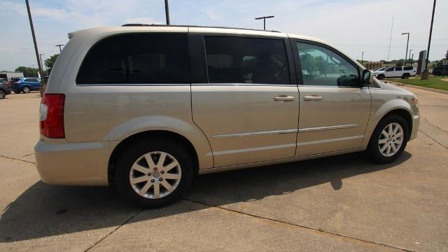 2015 Chrysler Town and Country Touring