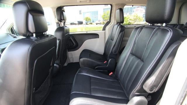 2015 Chrysler Town and Country Touring
