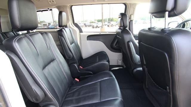 2015 Chrysler Town and Country Touring