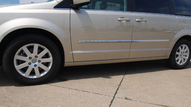 2015 Chrysler Town and Country Touring