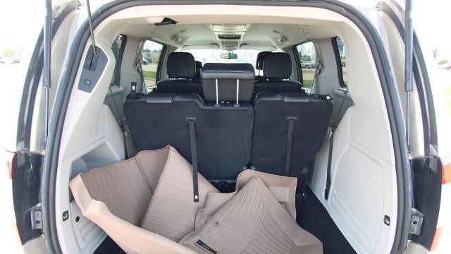 2015 Chrysler Town and Country Touring
