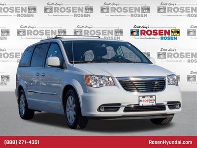 Photo of a 2016 Chrysler Town And Country Touring 4DR Mini-Van for sale