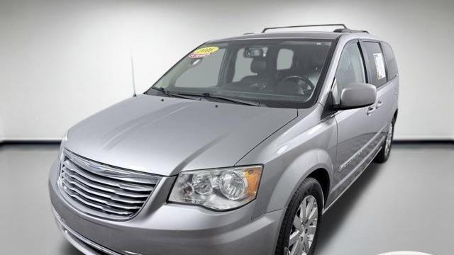 Preowned 2016 Chrysler Town and Country Touring for Sale
