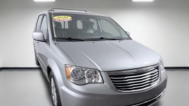 2016 Chrysler Town and Country Touring