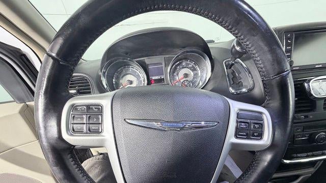 2016 Chrysler Town and Country Touring