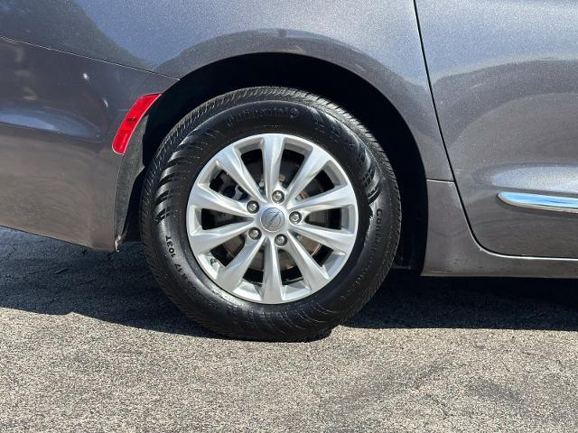 2017 Chrysler Pacifica - $9,966