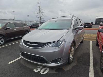 Photo of a 2017 Chrysler Pacifica Touring-L 4DR Mini-Van for sale