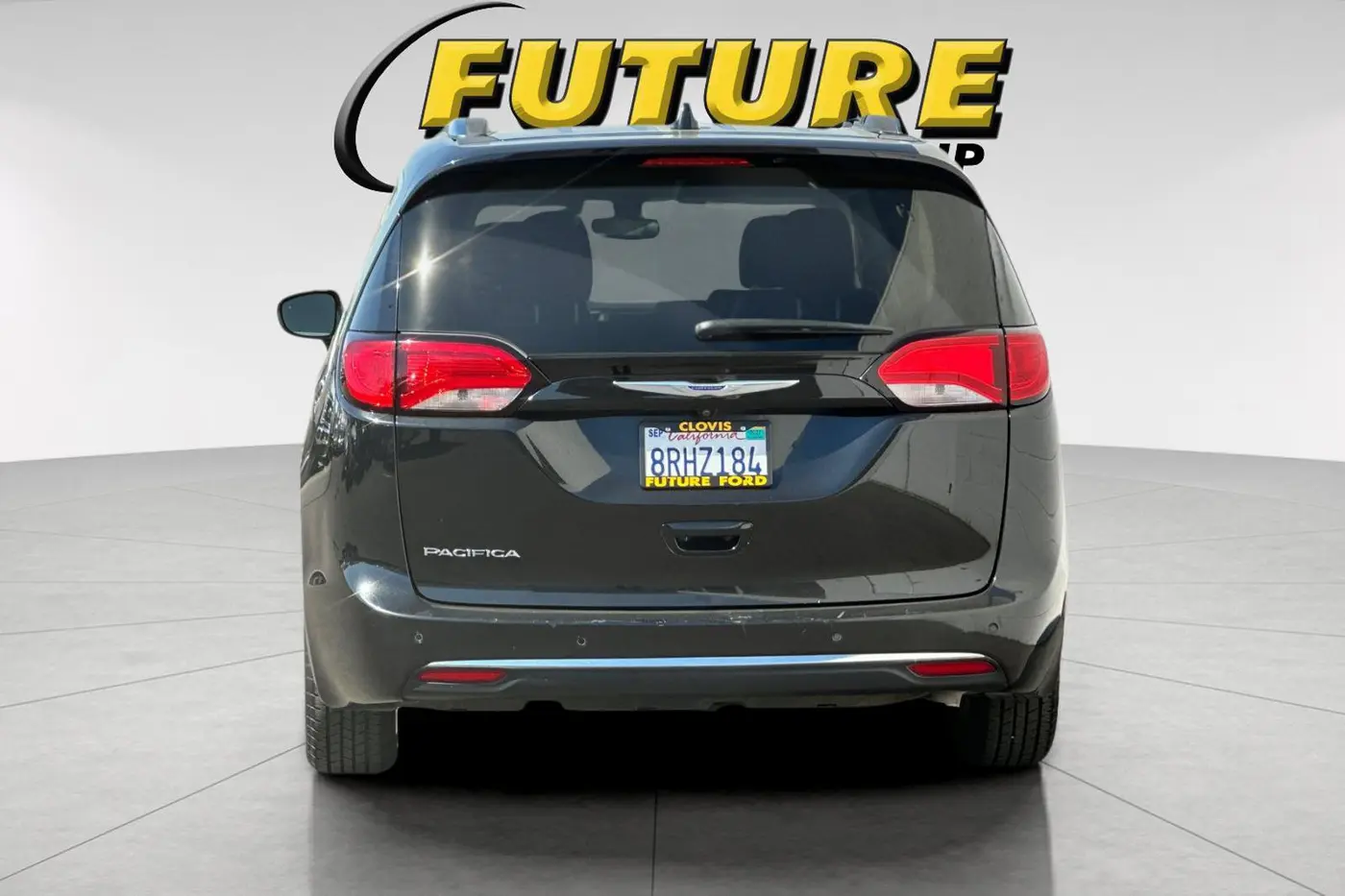 2019 Chrysler Pacifica - $15,750