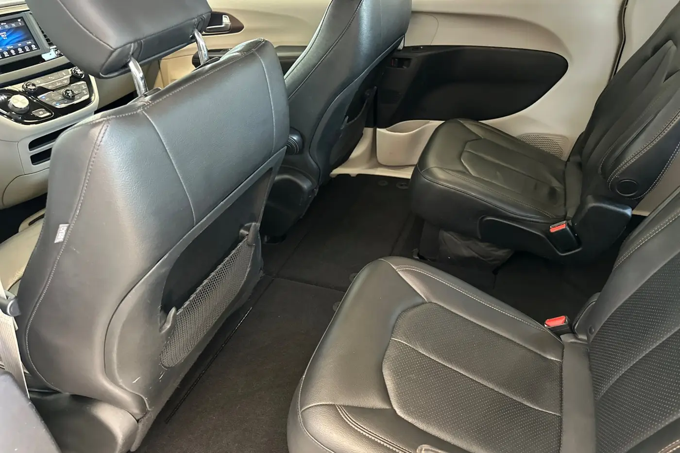 2019 Chrysler Pacifica - $15,750