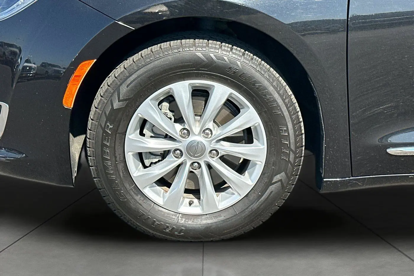2019 Chrysler Pacifica - $15,750