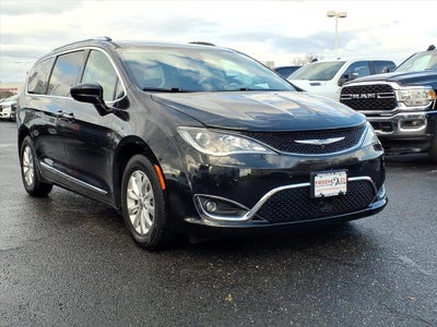 2019 Chrysler Pacifica Touring L 4DR Mini-Van
