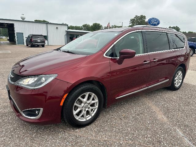 2020 Chrysler Pacifica - $9,900