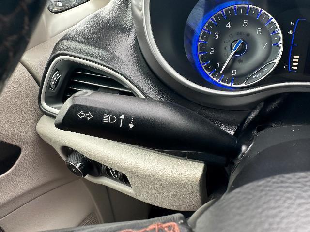 2020 Chrysler Pacifica - $9,900