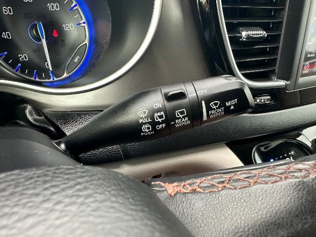 2020 Chrysler Pacifica - $9,900