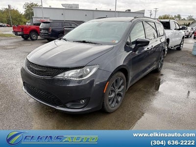2020 Chrysler Pacifica Touring L 4DR Mini-Van