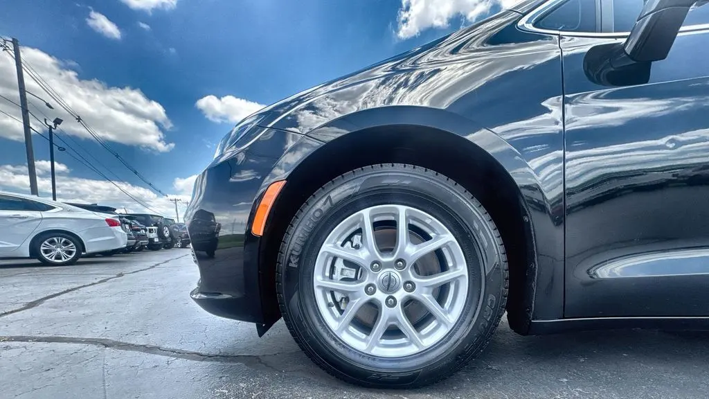 2022 Chrysler Pacifica Touring L